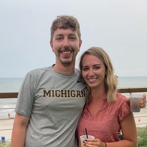 Meet your Posher, Destinee